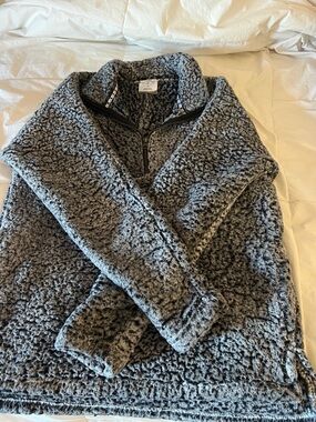 Cozy Women's Gray Teddy Quarter-Zip Jacket